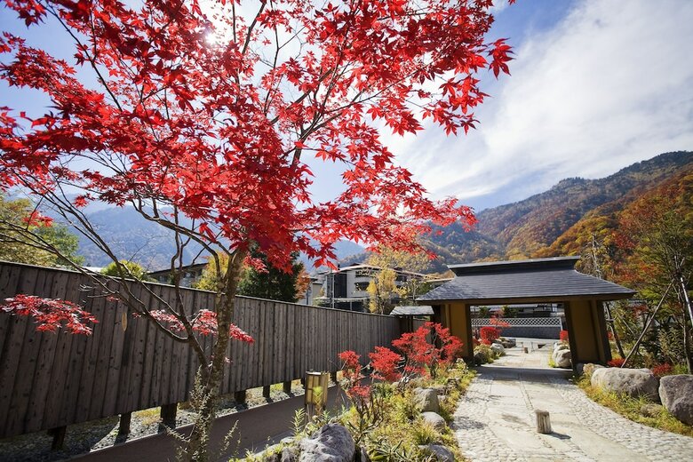Hotel Takumi No Yado Miyama Ouan