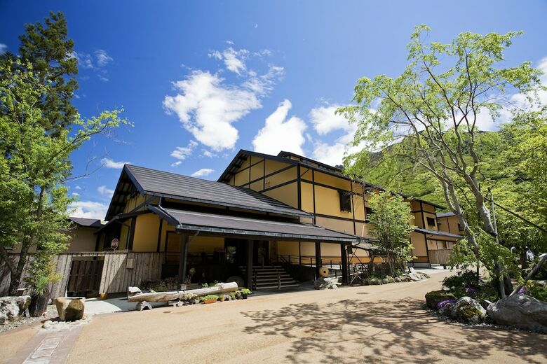 Hotel Takumi No Yado Miyama Ouan