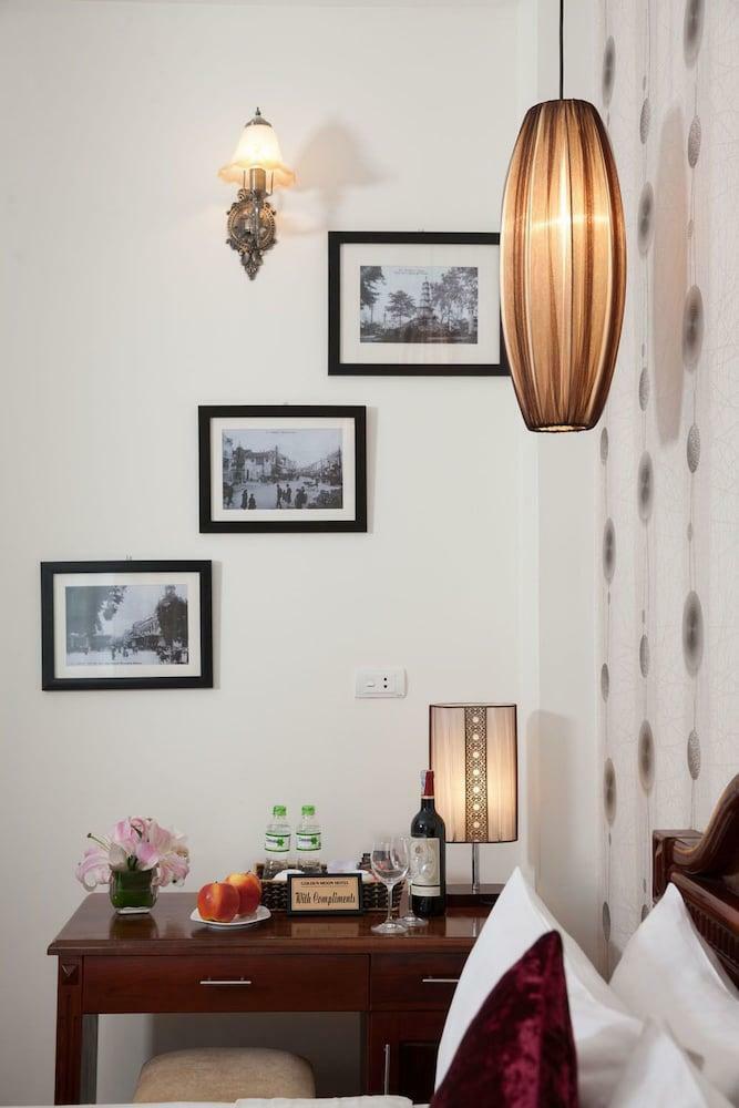 Hanoi Golden Moon Hotel