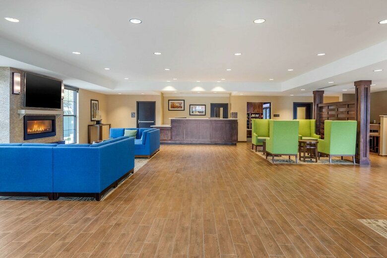 Posada Comfort Inn & Suites Schenectady - Scotia