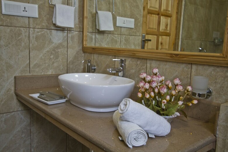 Hotel Foghills Cottages Manali