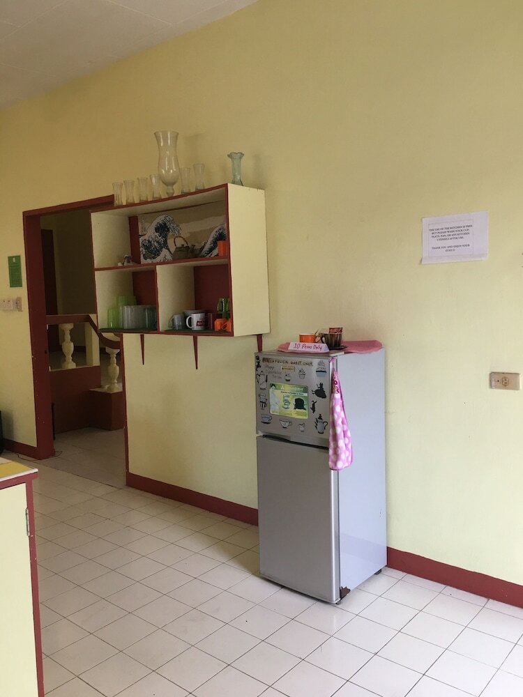 Hostal La Fusion Garden Resort - Hostel