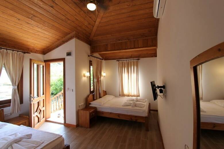 Hotel Elly's Home
