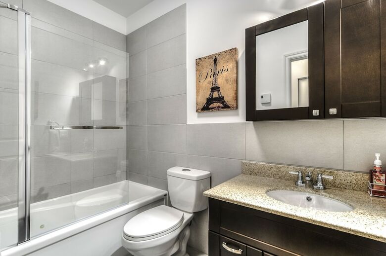 St Laurent Apartments