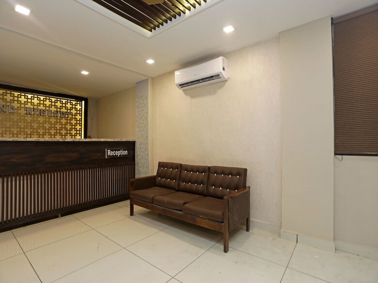 Hotel Oyo 13134 Grand Regency
