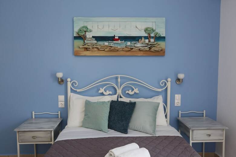 Kastro Hotel
