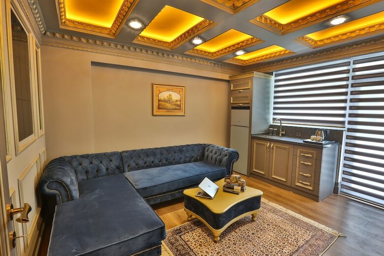 Hotel Real King Suit Otel