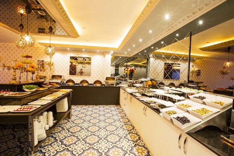 Hotel Real King Suit Otel