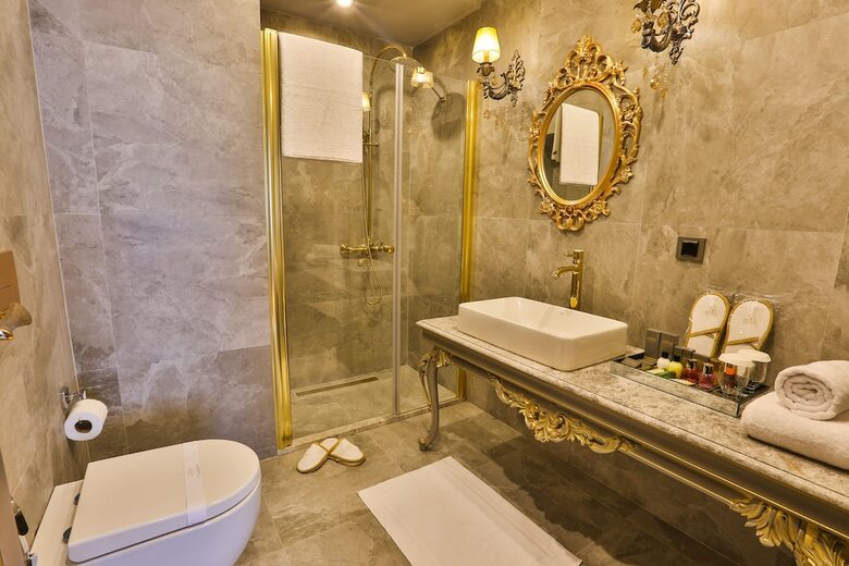Hotel Real King Suit Otel