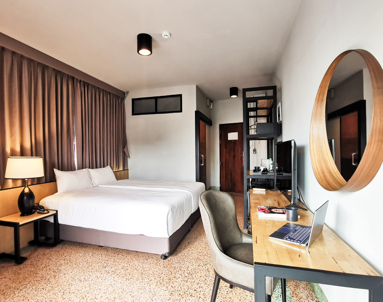 Hotel W22 By Burasari