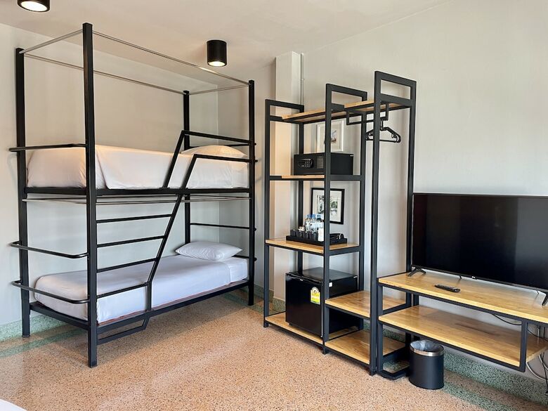 Hotel W22 By Burasari