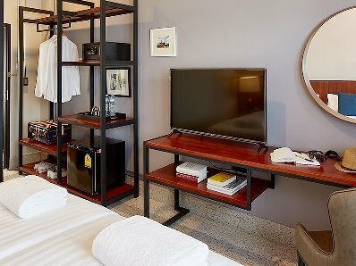 Hotel W22 By Burasari