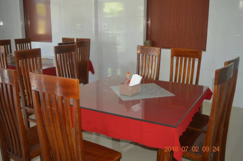 Hotel Son Doong Riverside Homestay