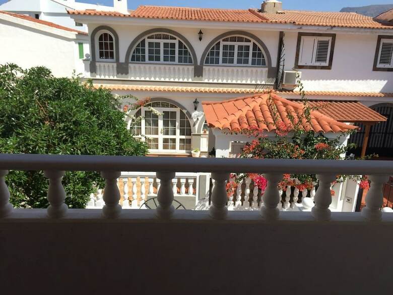 Apartamentos La Palmera 1 Holiday Home