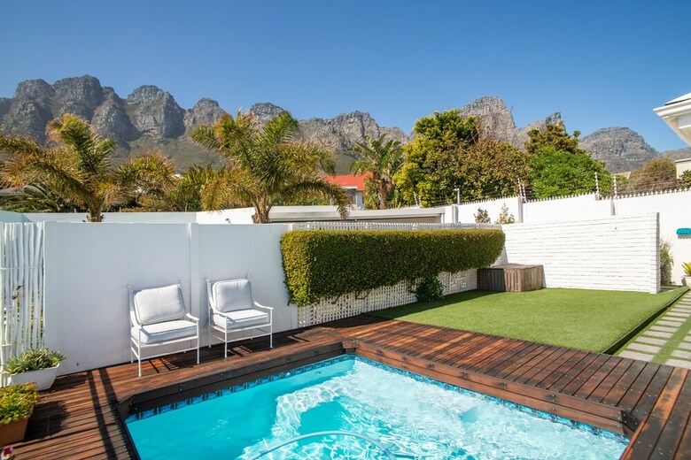 Funkey Villas