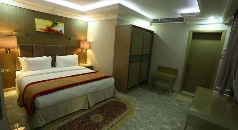 Sun And Sands Plaza Hotel