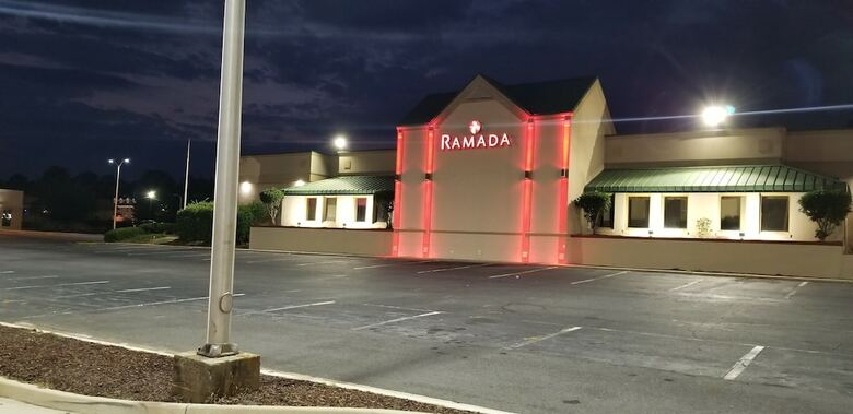 Hotel Ramada By Wyndham & Suites Warner Robins