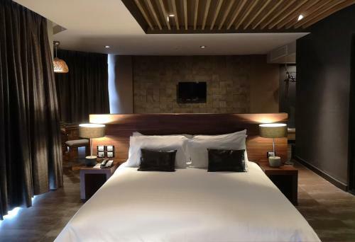 Hotel Tsix5 Quarter