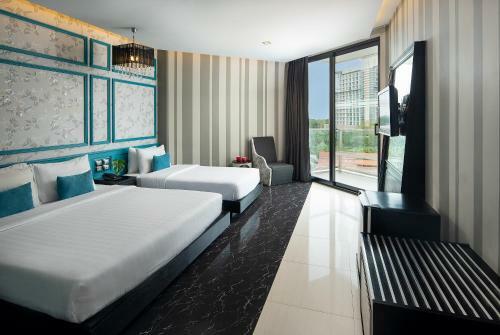 Hotel Tsix5 Quarter