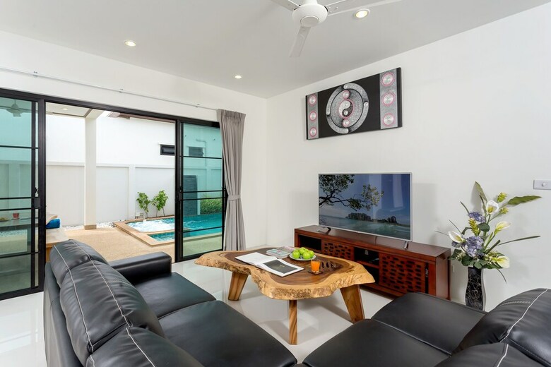 Thai-themed 3br Boutique Villa By Intira