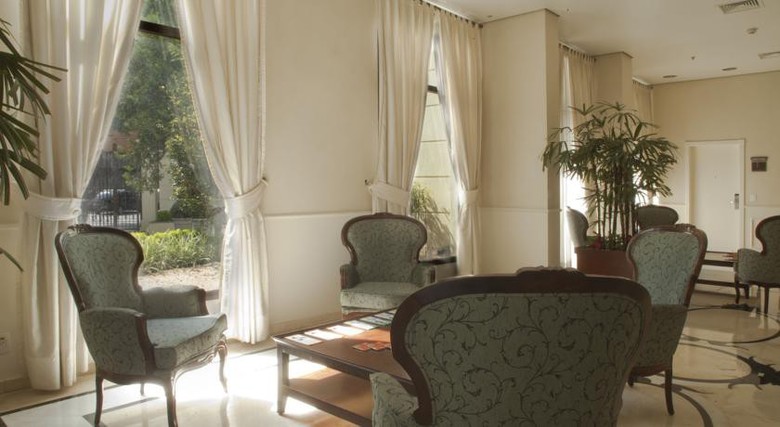 Hotel Quality Suites Vila Ol�mpia