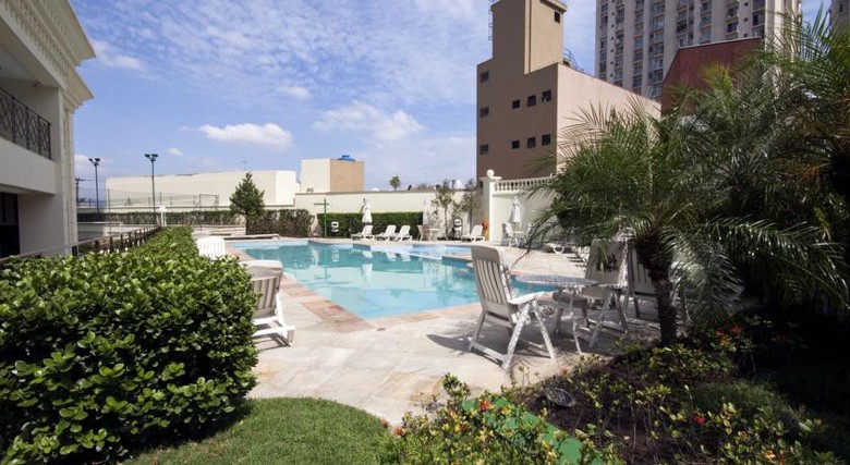 Hotel Quality Suites Vila Ol�mpia