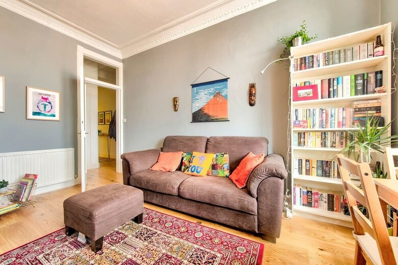 Bright And Airy Apartment In Canonmills