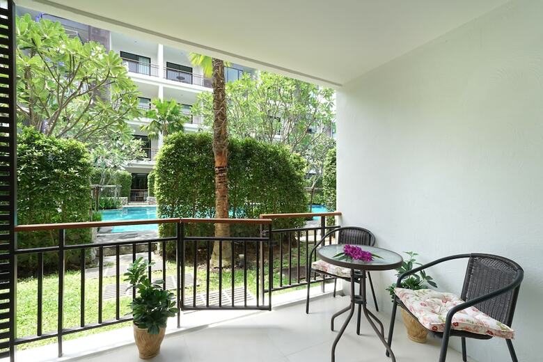 Apartamentos The Title C107