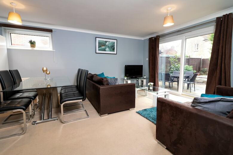 Hotel Benson Close Serviced Accommodation