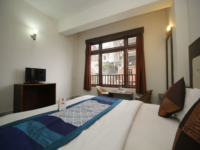 Oyo 7620 Hotel Yukim Residency