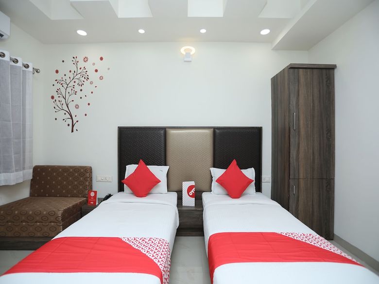 Hotel Oyo 14593 Smart Rooms By Shree Vatika