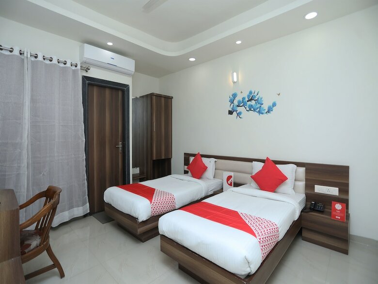 Hotel Oyo 14593 Smart Rooms By Shree Vatika