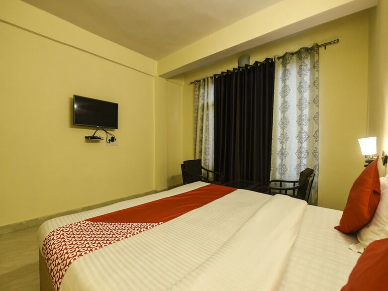 Oyo 14958 Hotel Purnima
