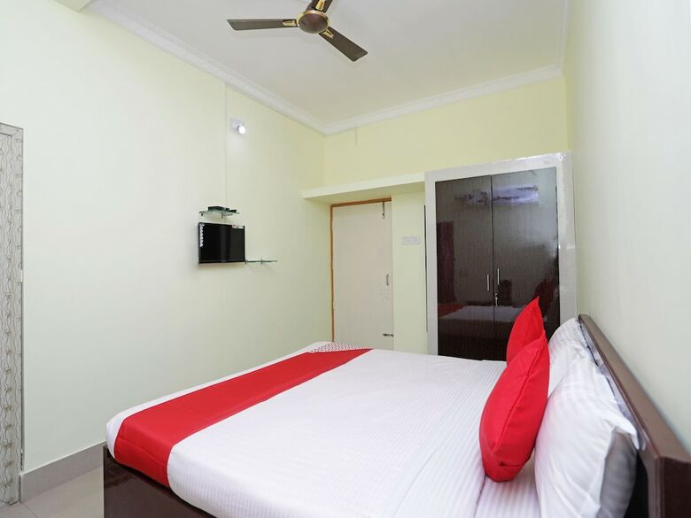 Hotel Oyo 13859 Soveet Residency