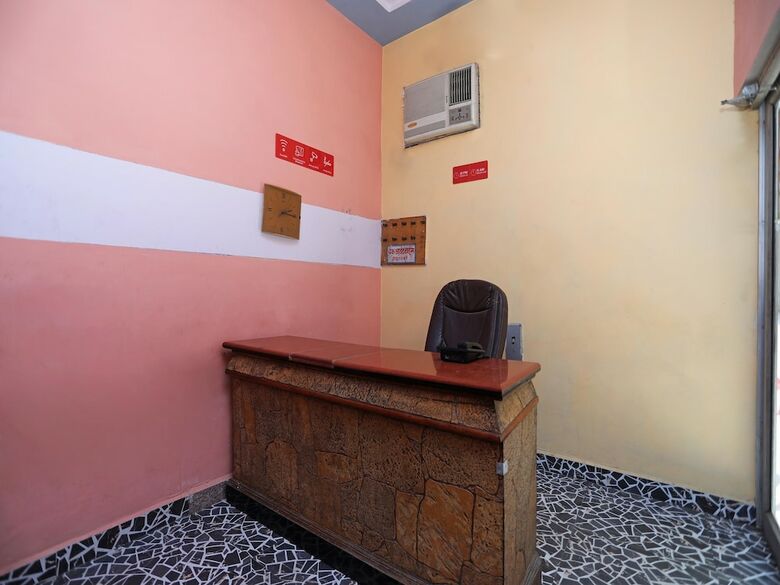 Hotel Oyo 14543 Royal Palace And Banquets