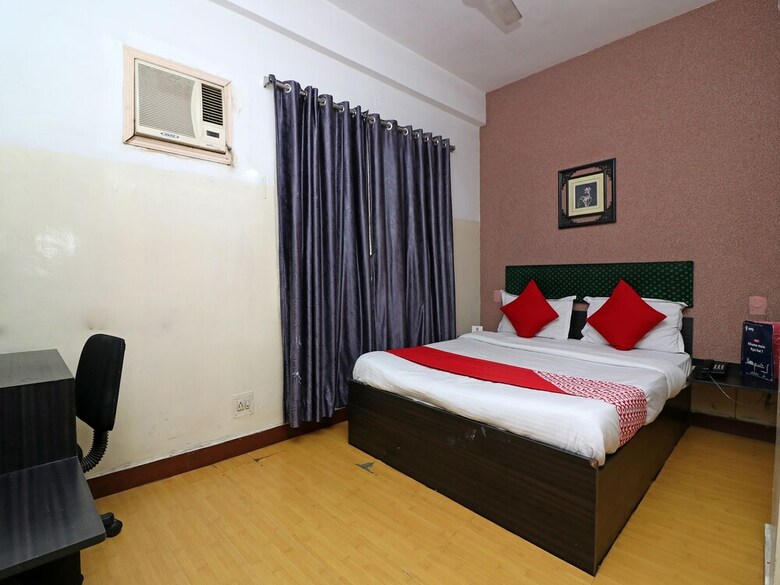 Hotel Oyo 4219 Ratnakar Residency