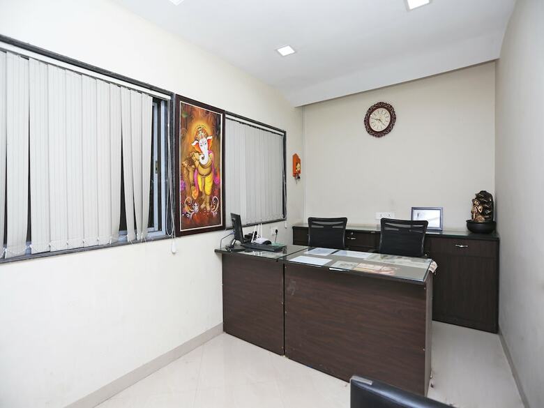 Hotel Oyo 14354 Amar Marriage Palace
