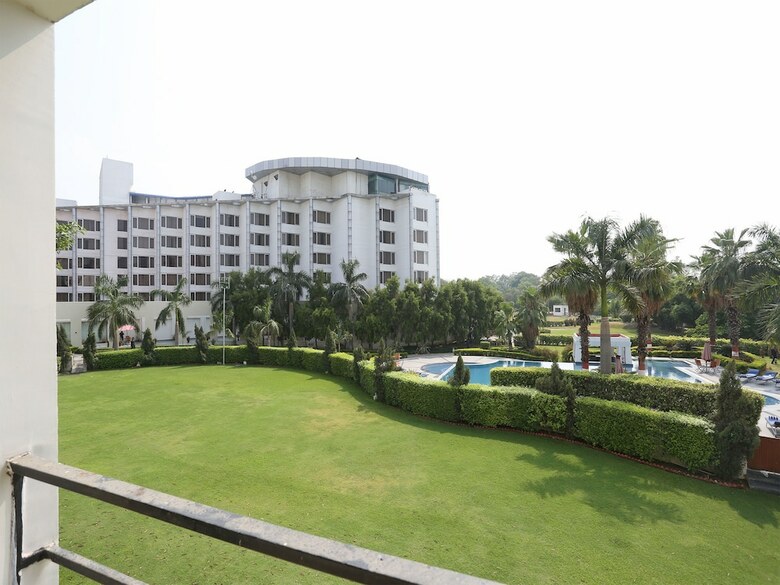 Oyo 5474 Hotel Aries