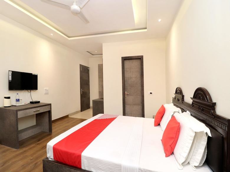 Oyo 15890 Hotel Sunciti Extension