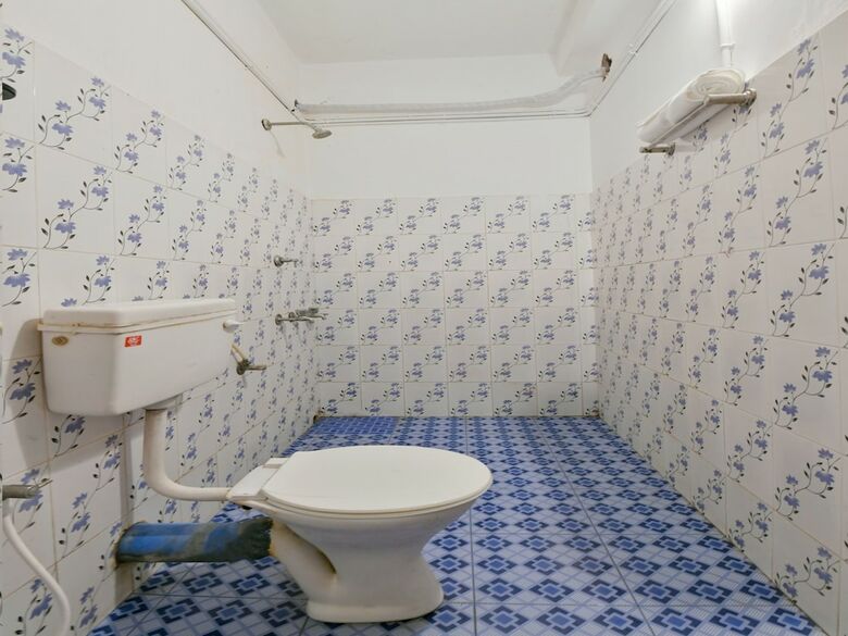 Hotel Oyo 14342 Happy Rooms