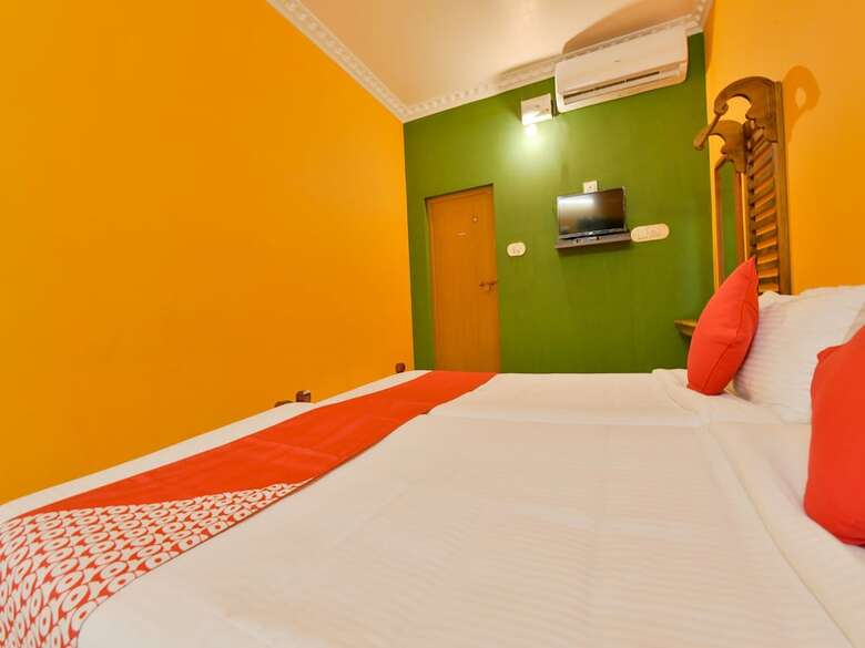 Hotel Oyo 14342 Happy Rooms