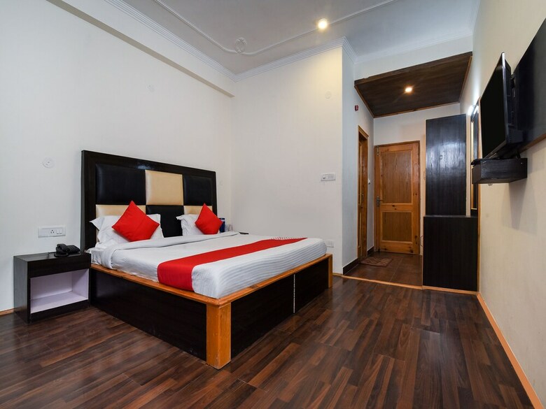 Oyo 15699 Hotel Conifer