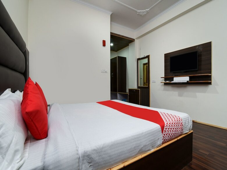 Oyo 15699 Hotel Conifer