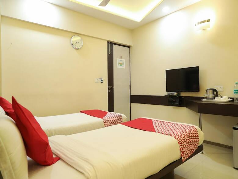 Hotel Oyo 4264 Jog Centre