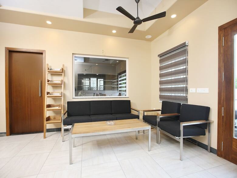 Oyo 13302 Hotel Ashvattha