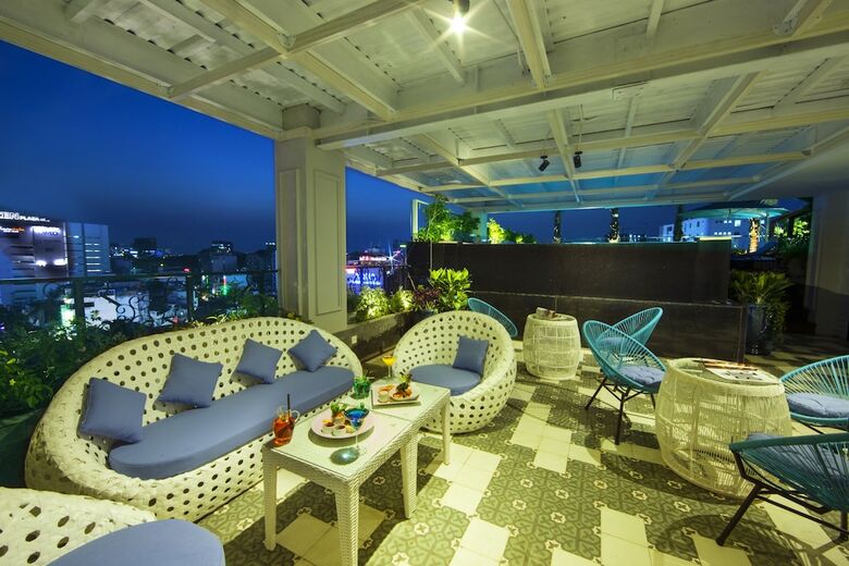 Alagon Central Hotel & Spa