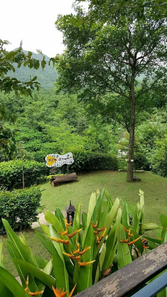 Hotel Baan Phuchalianglom