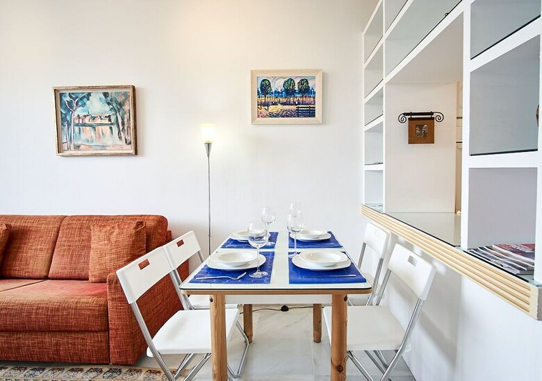Luminoso  Apartamento En Triana