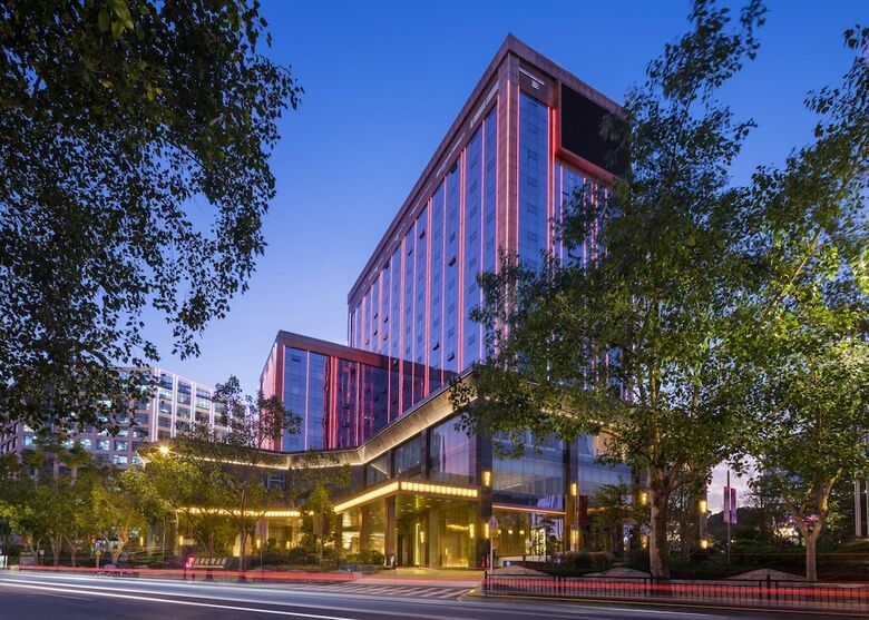 Headquarter International Hotel