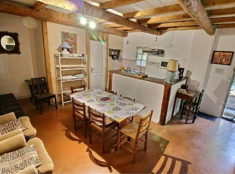 Hotel Chambre D'h�tes Mas Saint Bertrand